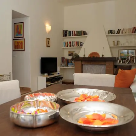 Bed & Breakfast La Piazzetta *